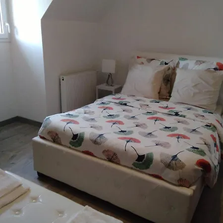 Holiday home Chez Mado