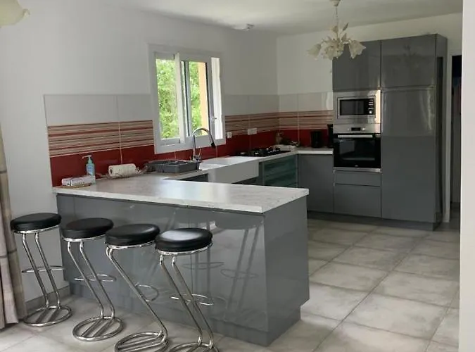 Holiday home Chez Mado *